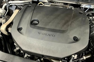 2024 Volvo XC90 B6 Plus Bright Theme