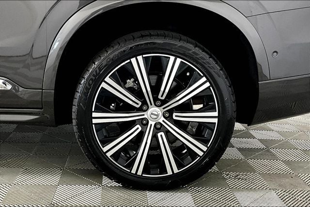 2024 Volvo XC90 B6 Plus Bright Theme