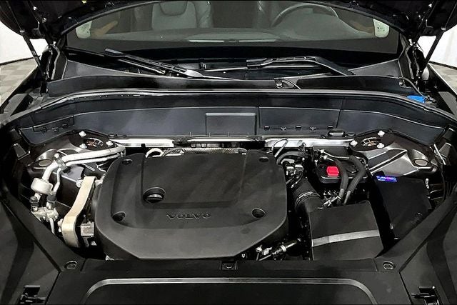 2024 Volvo XC90 B6 Plus Bright Theme