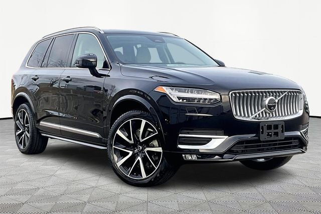 2024 Volvo XC90 B6 Plus Bright Theme