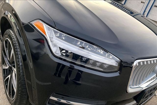 2024 Volvo XC90 B6 Plus Bright Theme