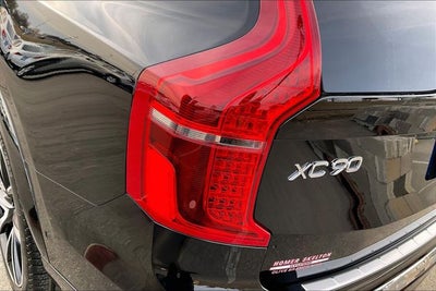 2024 Volvo XC90 B6 Plus Bright Theme