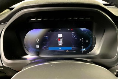 2024 Volvo XC90 B5 Plus