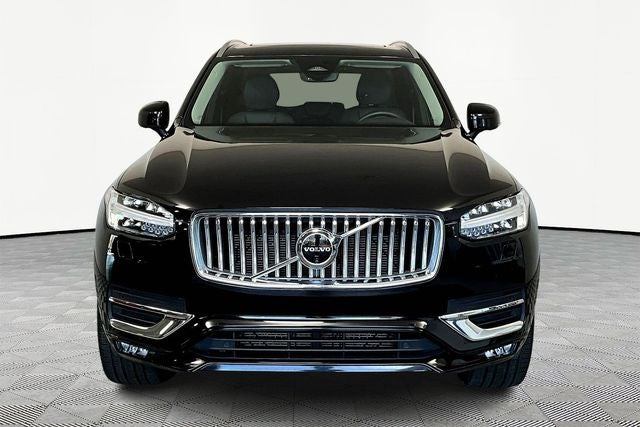 2024 Volvo XC90 B5 Plus