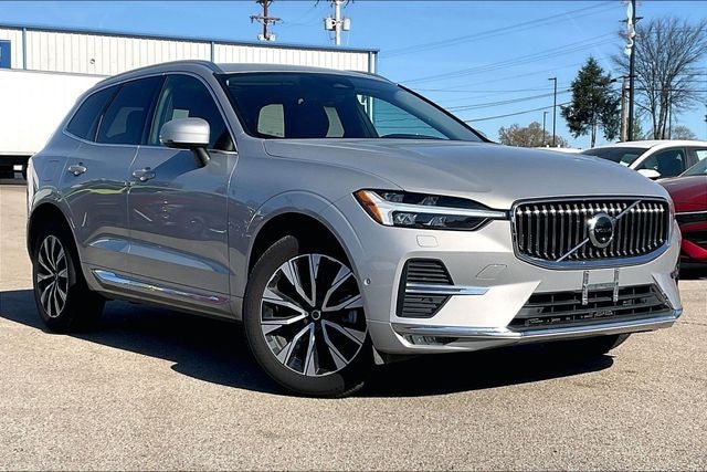 2023 Volvo XC60 B5 Plus Bright Theme