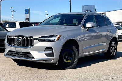 2023 Volvo XC60 B5 Plus Bright Theme