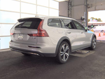 2025 Volvo V60 Cross Country B5 Plus