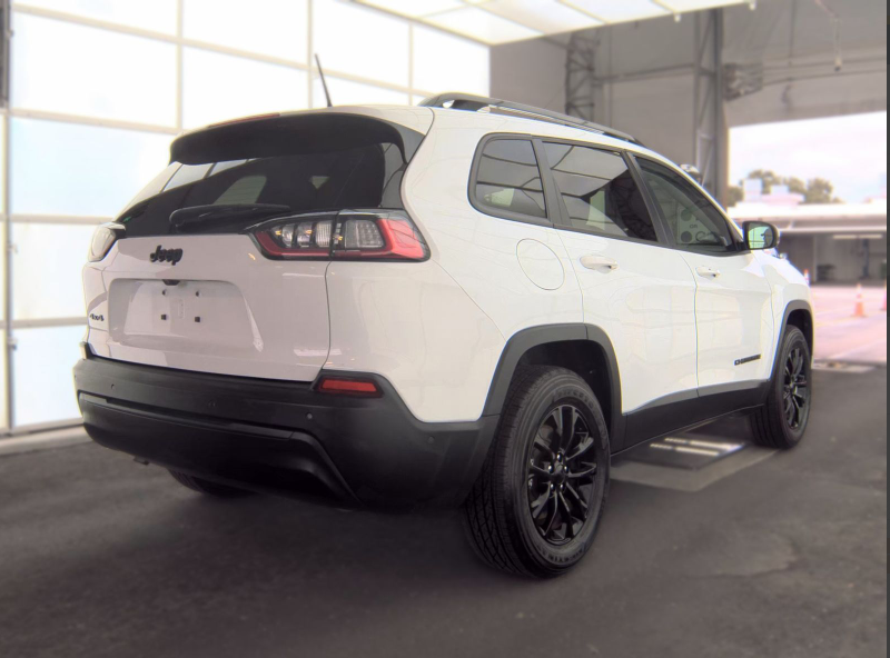 2023 Jeep Cherokee Altitude