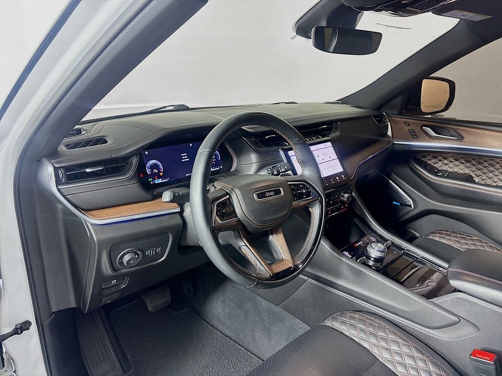 2023 Jeep Grand Cherokee L Summit