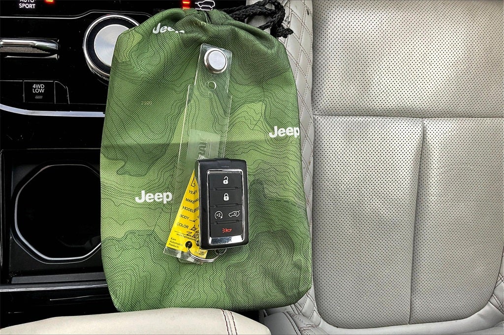 2021 Jeep Grand Cherokee L Summit