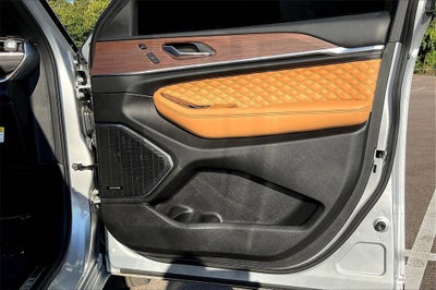 2023 Jeep Grand Cherokee L Summit