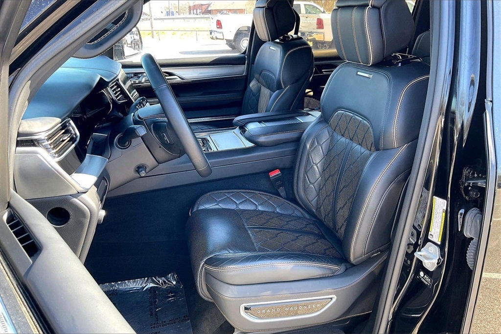 2023 Jeep Grand Wagoneer L Series III