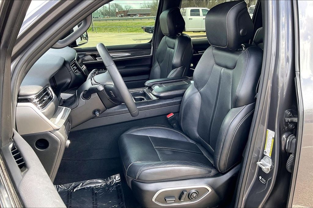 2022 Jeep Wagoneer Series III