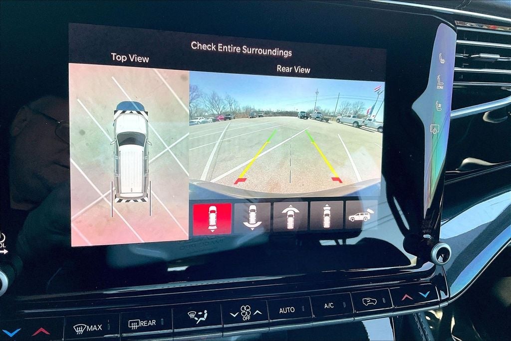 2024 Jeep Wagoneer Base