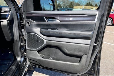 2024 Jeep Wagoneer Base