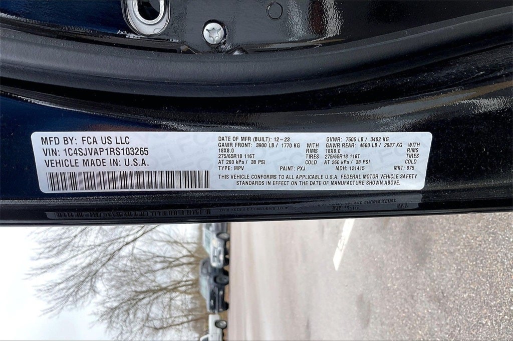 2024 Jeep Wagoneer Base