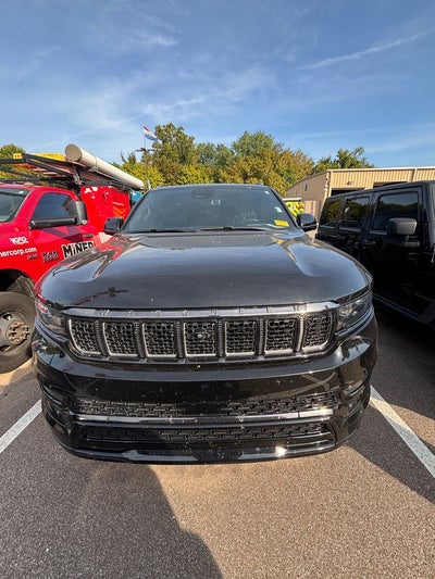 2023 Jeep Grand Wagoneer Series III