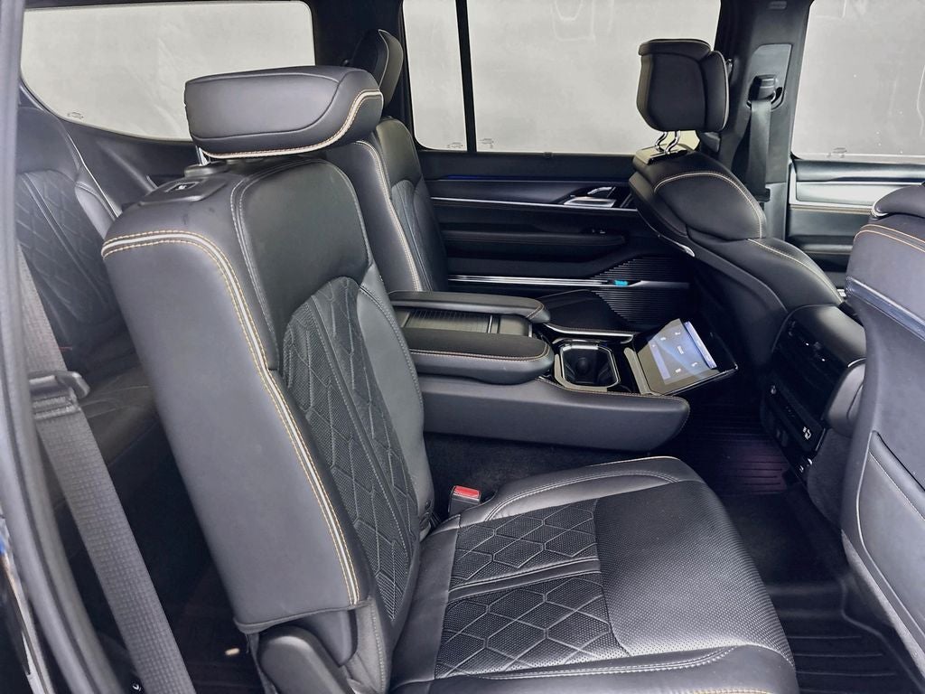 2023 Jeep Grand Wagoneer Series III