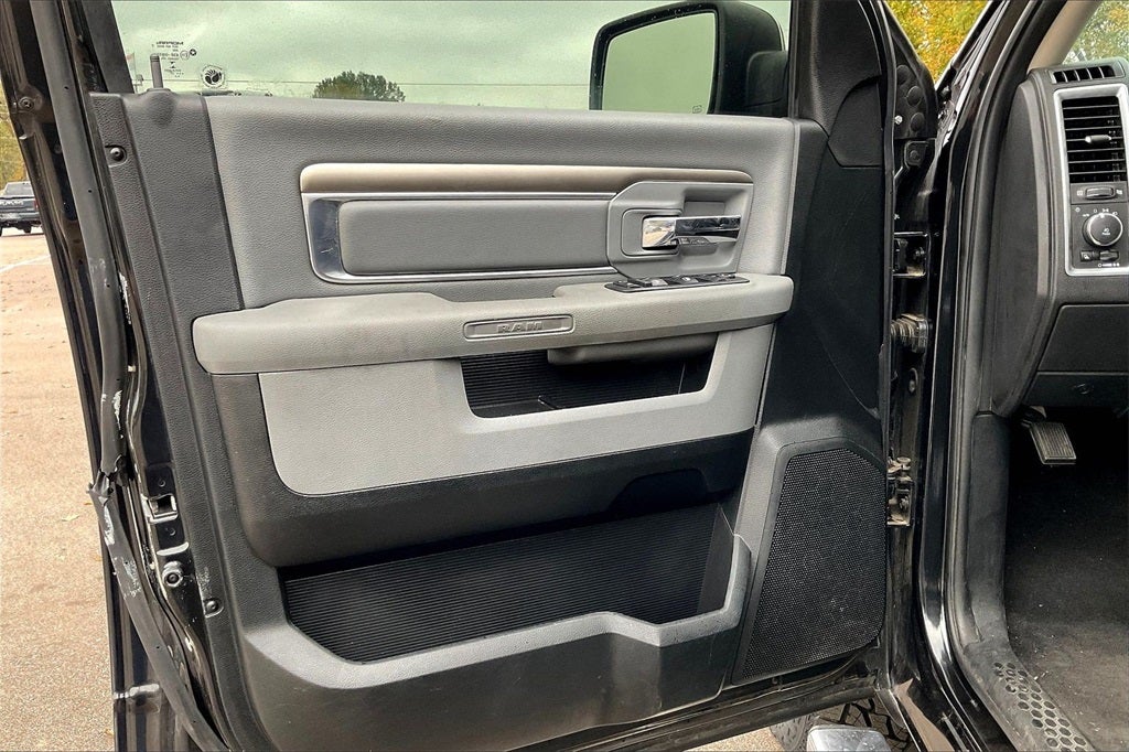 2017 RAM 1500 Lone Star Silver