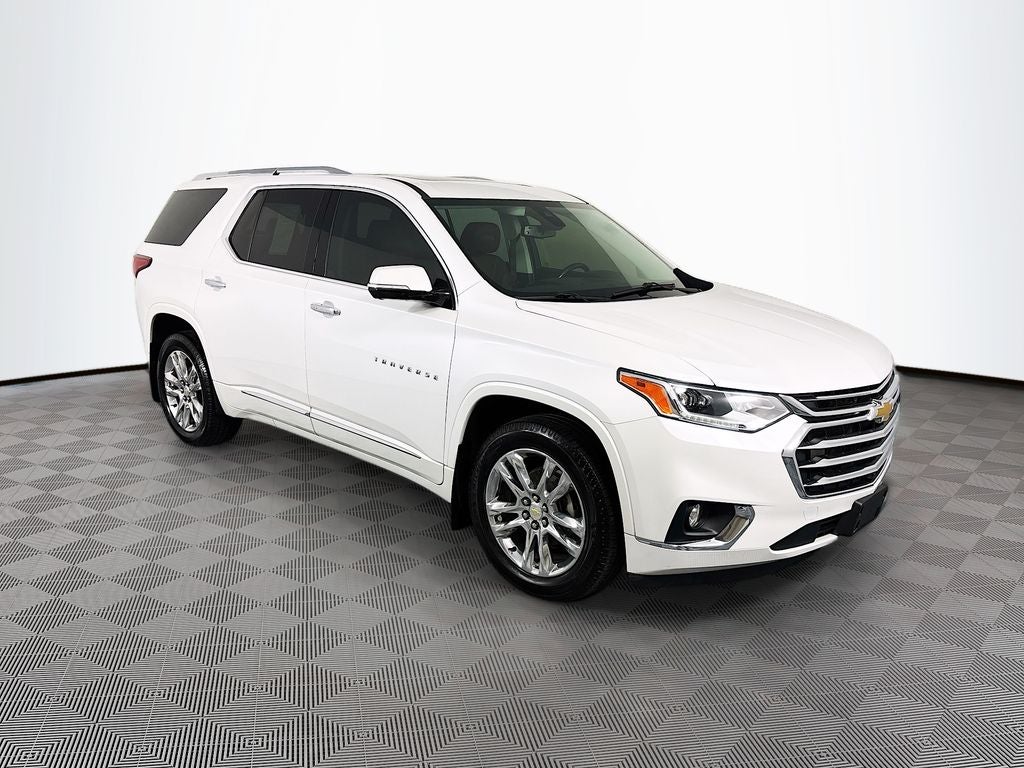 2020 Chevrolet Traverse FWD High Country's photo