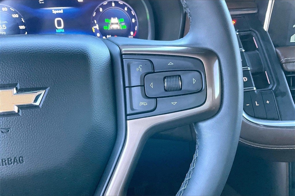 2023 Chevrolet Suburban High Country