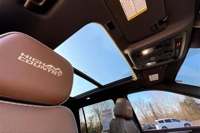 2023 Chevrolet Suburban High Country