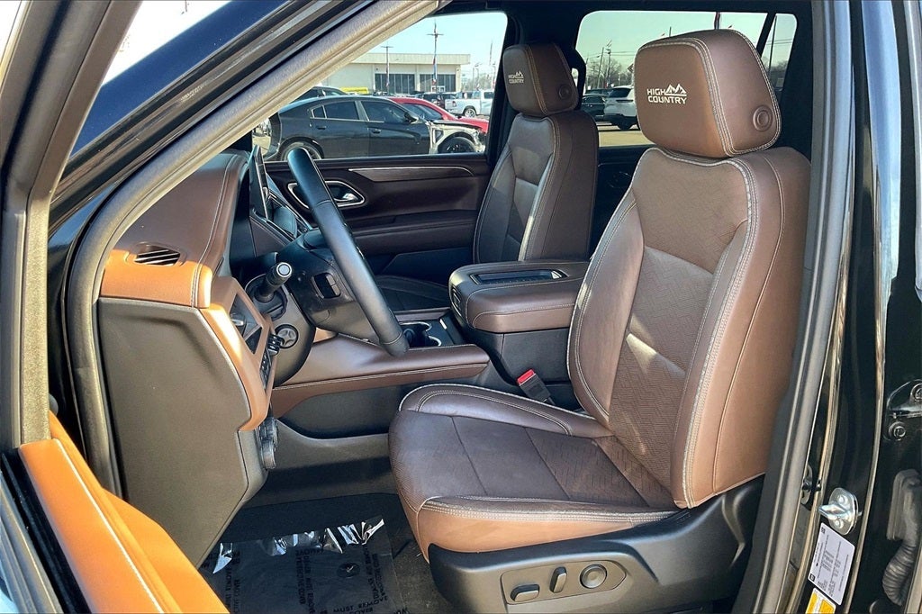 2023 Chevrolet Suburban High Country