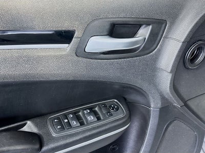 2019 Chrysler 300 S