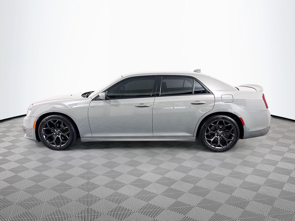 2019 Chrysler 300 S