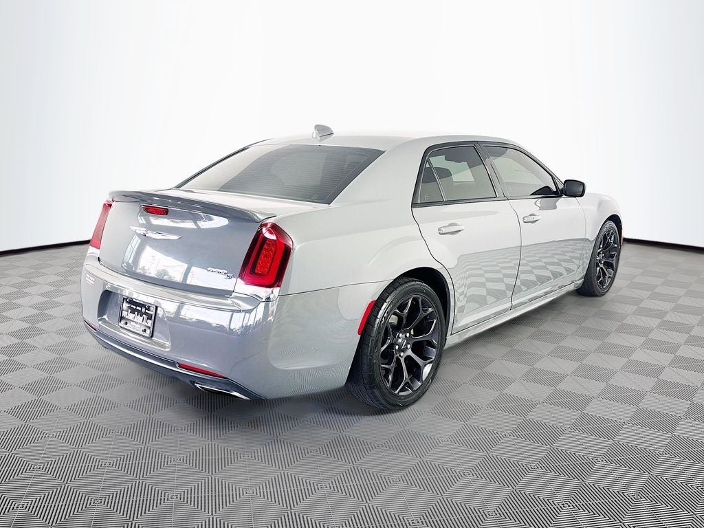 2019 Chrysler 300 S