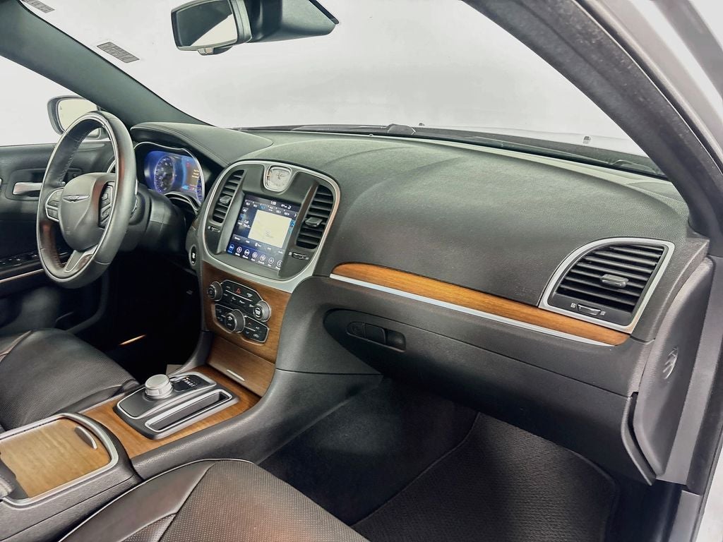 2019 Chrysler 300 C