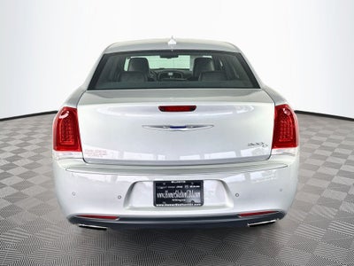 2019 Chrysler 300 C