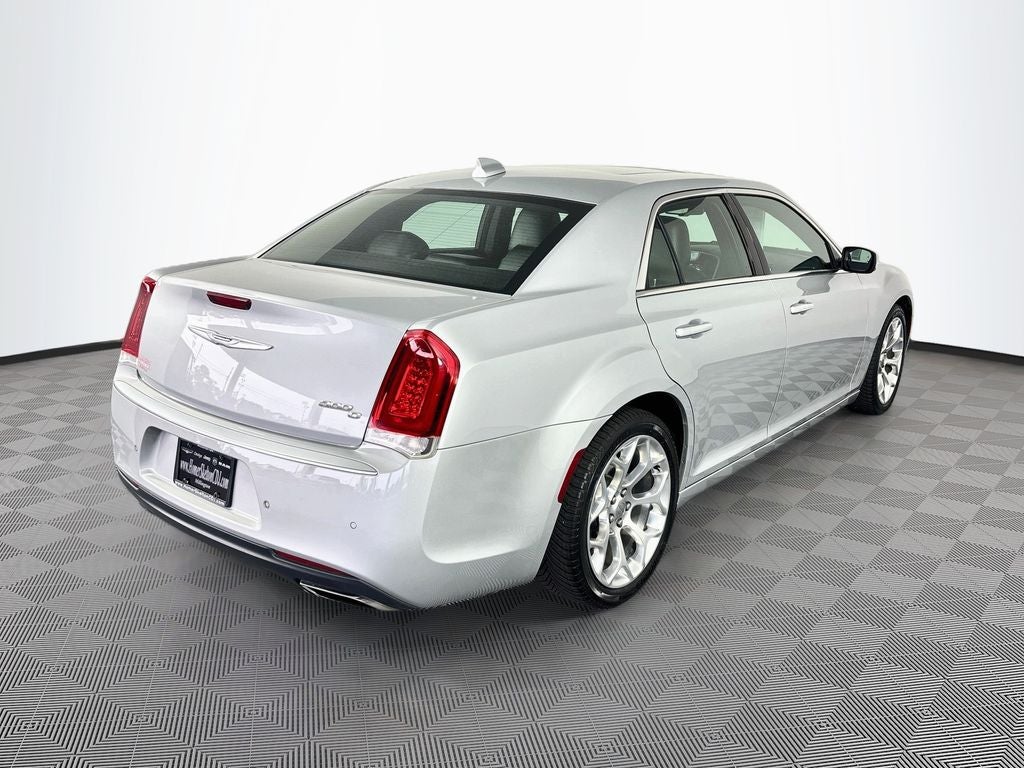 2019 Chrysler 300 C