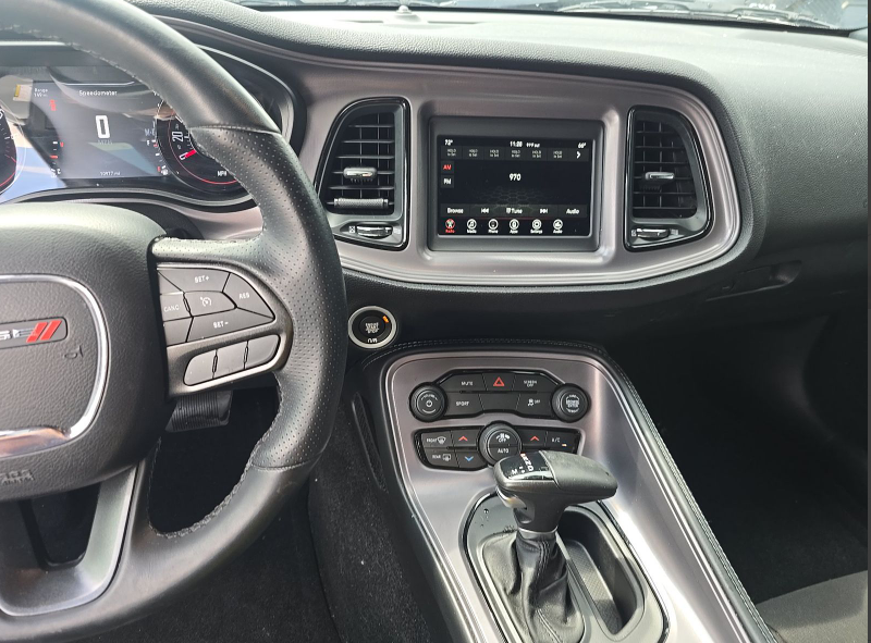 2023 Dodge Challenger SXT