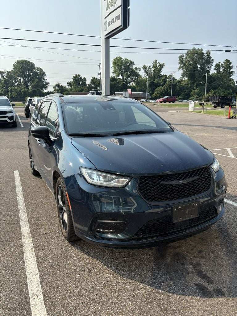 2025 Chrysler Pacifica