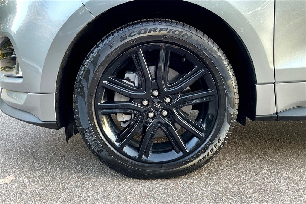 2024 Ford Edge ST Line