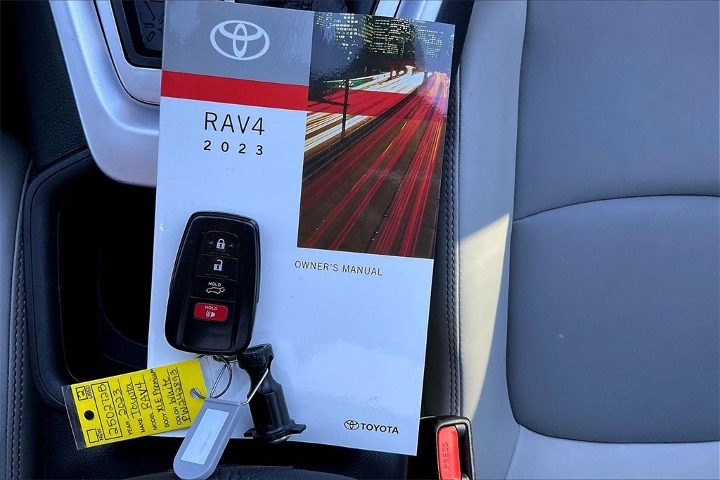2023 Toyota RAV4 XLE Premium