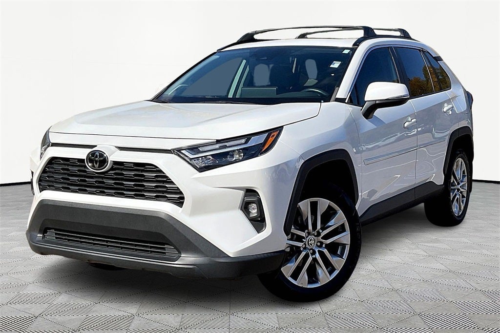 2023 Toyota RAV4 XLE Premium