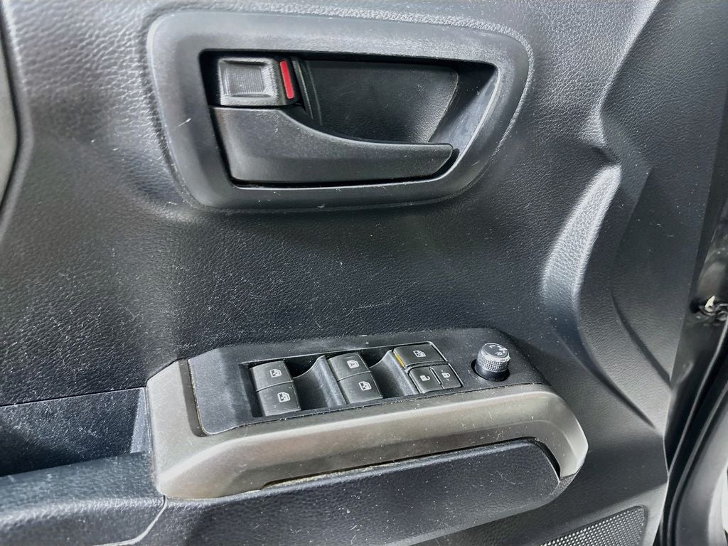 2018 Toyota Tacoma SR5 V6