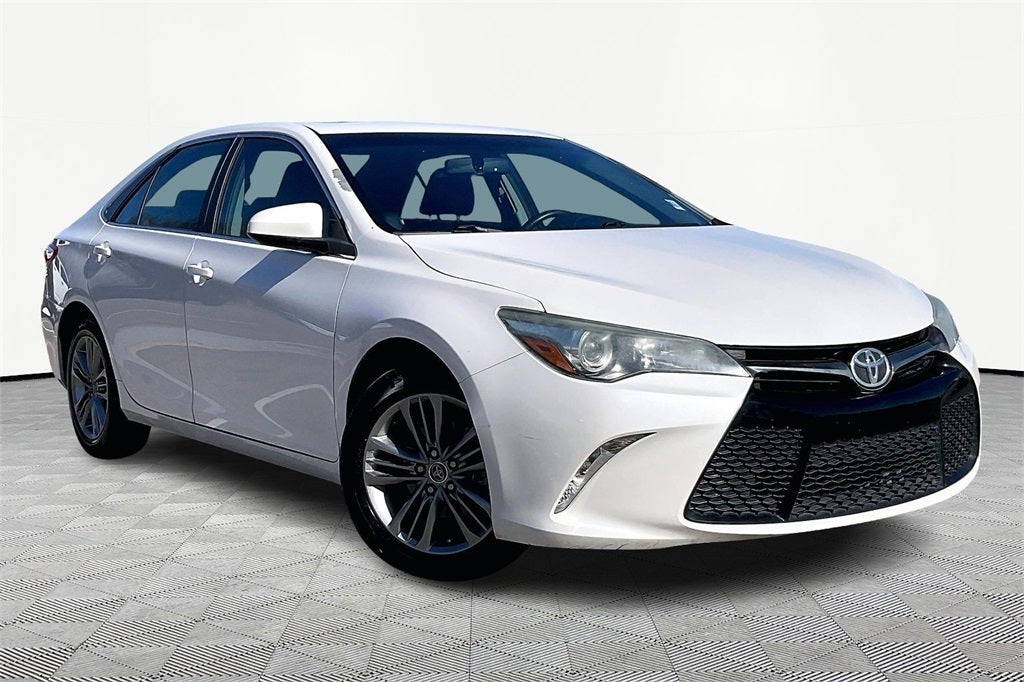 2015 Toyota Camry SE