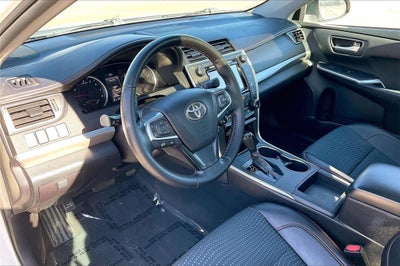 2015 Toyota Camry SE
