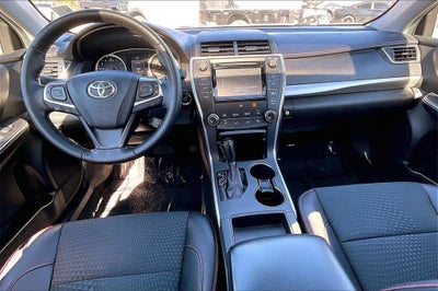 2015 Toyota Camry SE