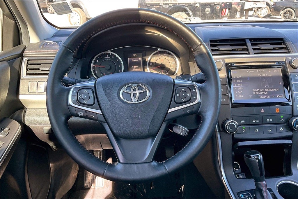 2015 Toyota Camry SE