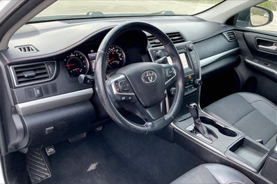 2016 Toyota Camry SE