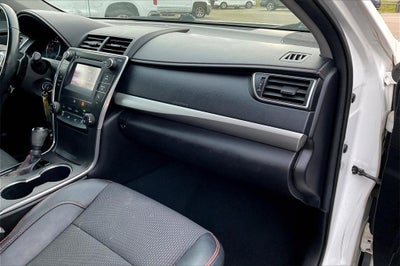 2016 Toyota Camry SE