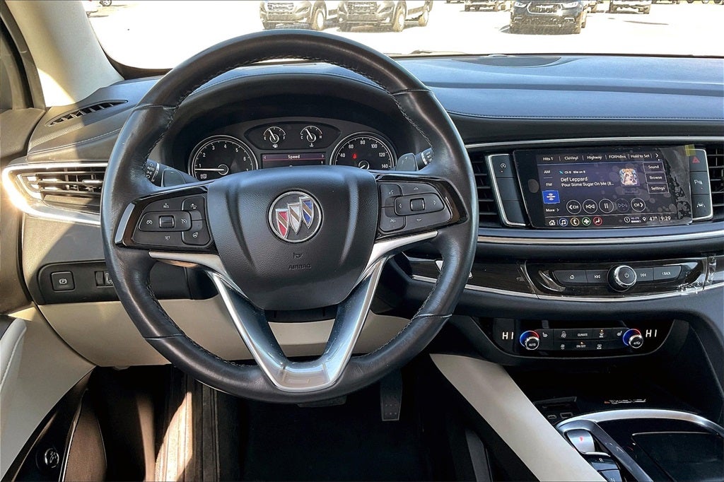 2023 Buick Enclave Essence