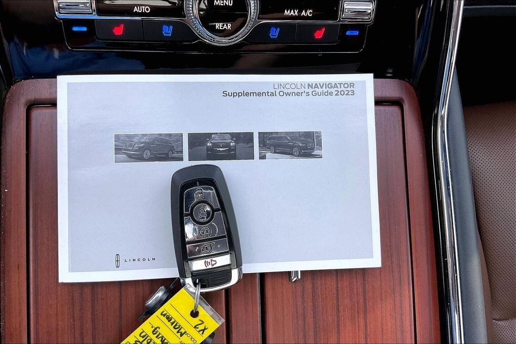 2023 Lincoln Navigator Reserve