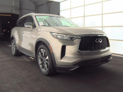2023 INFINITI QX60 LUXE