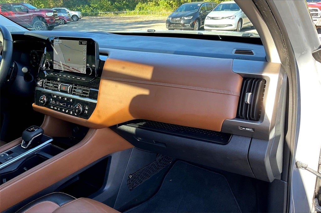 2024 Nissan Pathfinder Platinum