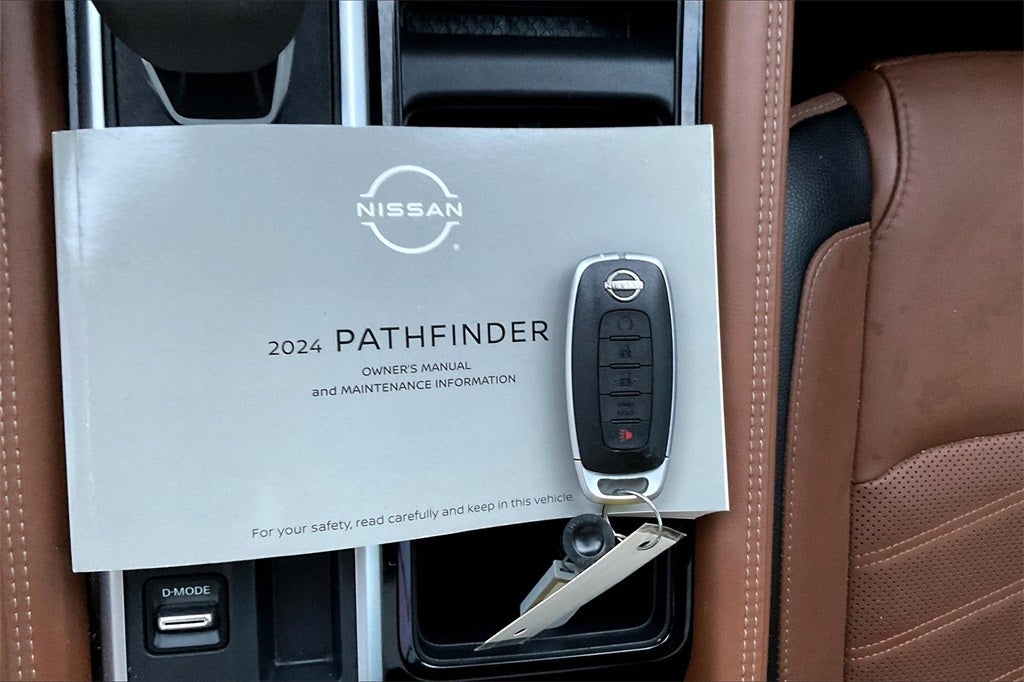 2024 Nissan Pathfinder Platinum